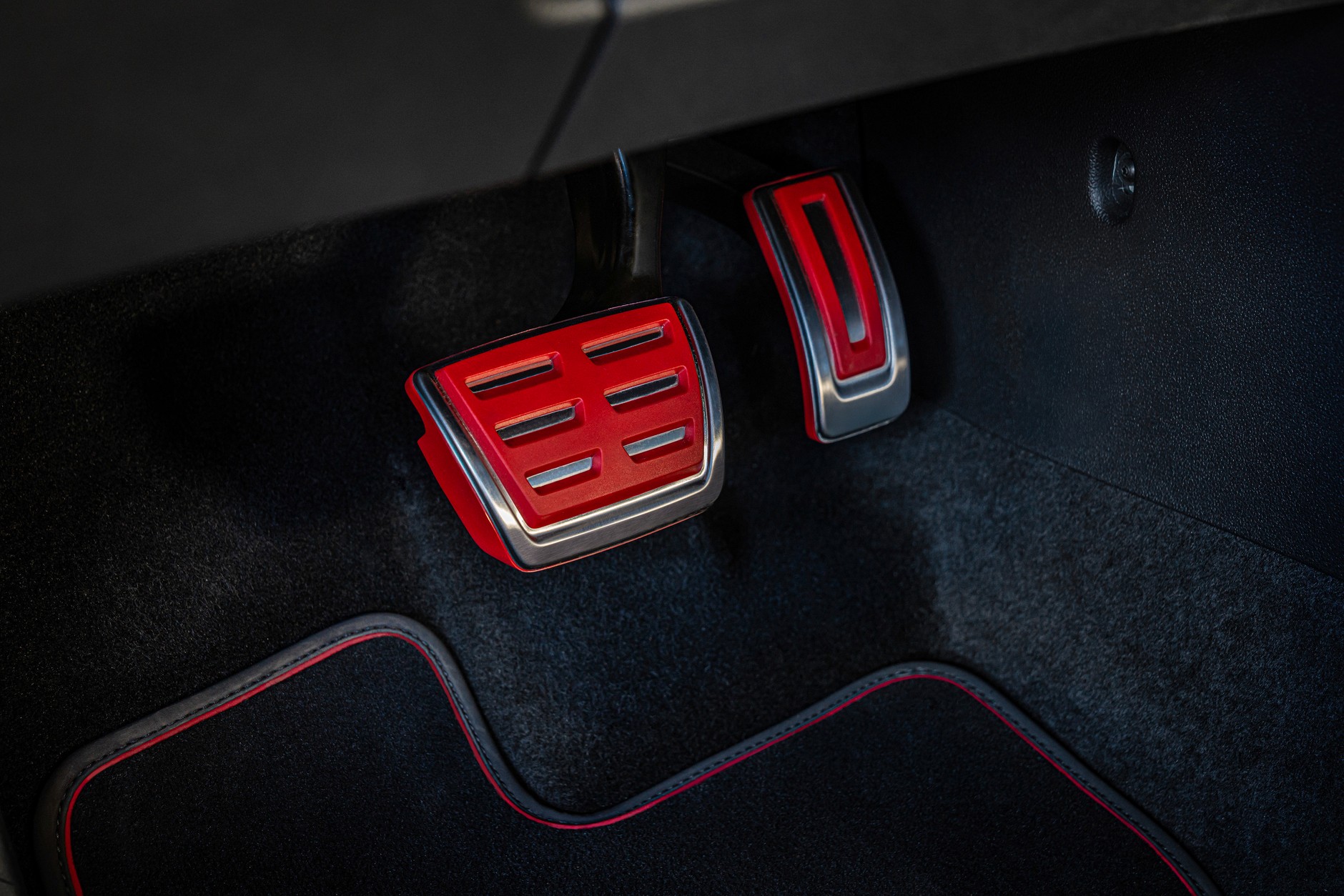 Volkswagen Golf GTI EDITION 50