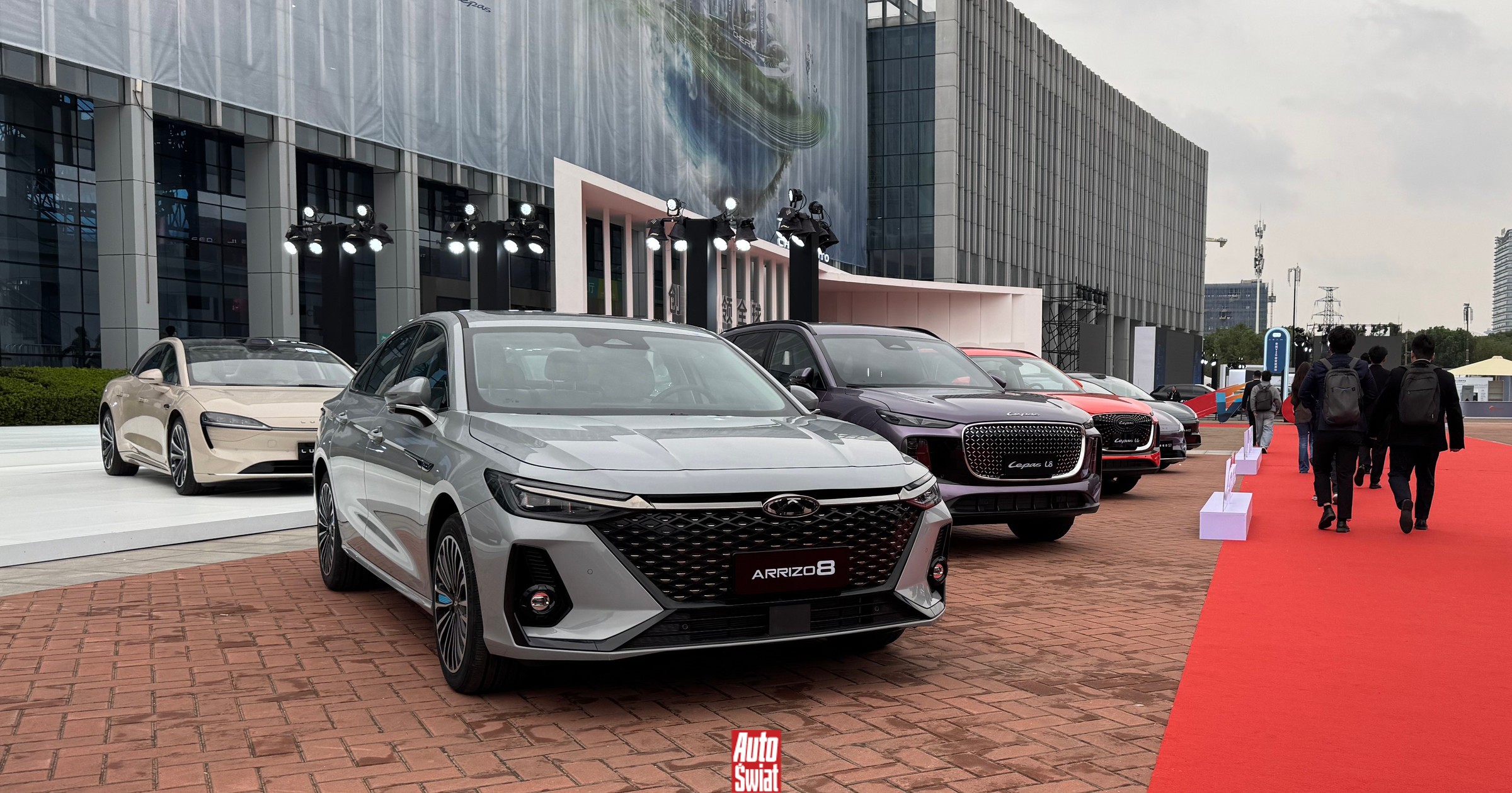 Chińczycy chcą rewolucjonizować motoryzację. Chery pokazało, jak bardzo się rozwinęło