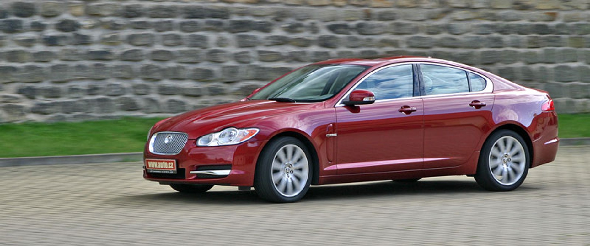 Jaguar XF – pierwsze wrażenia