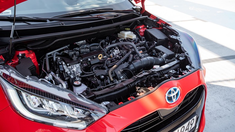 Nowa Toyota Yaris - ta hybryda ma naprawdę sens