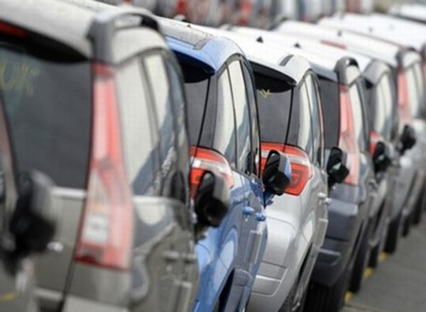 Jak sprowadzić auto z zagranicy?