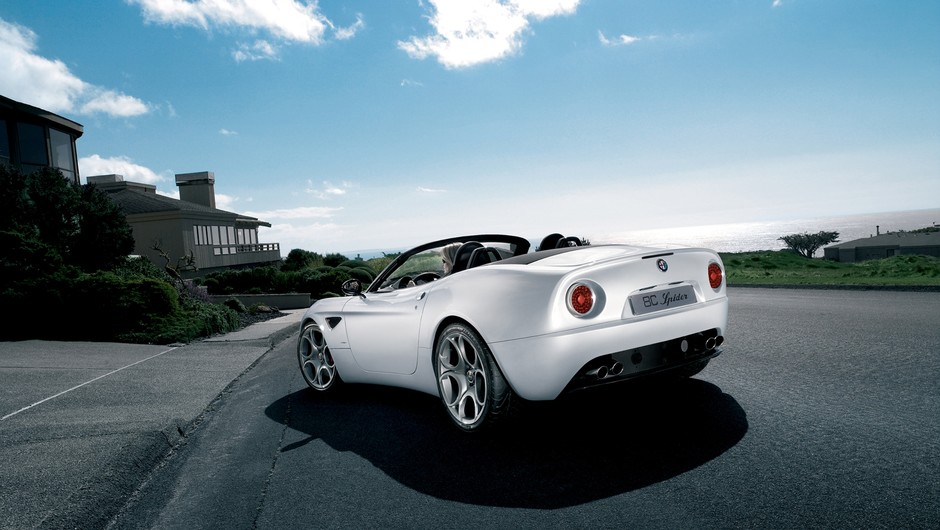 Alfa Romeo 8C Competizione 