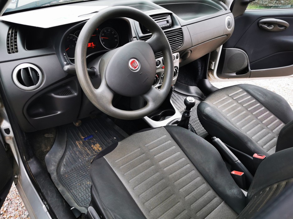 Fiat Punto 1.2 8V z 2008 r. za 7200 zł