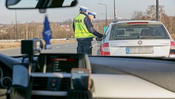 Policja ma sprzęt na kierowców jadących "na haju". Tak działa urządzenie za 20 tys. zł
