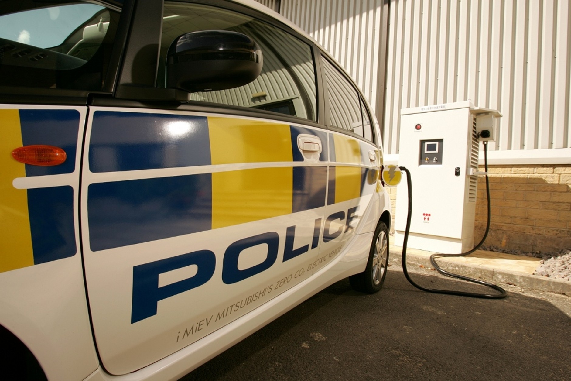 Mitsubishi i-MIEV w brytyjskiej policji