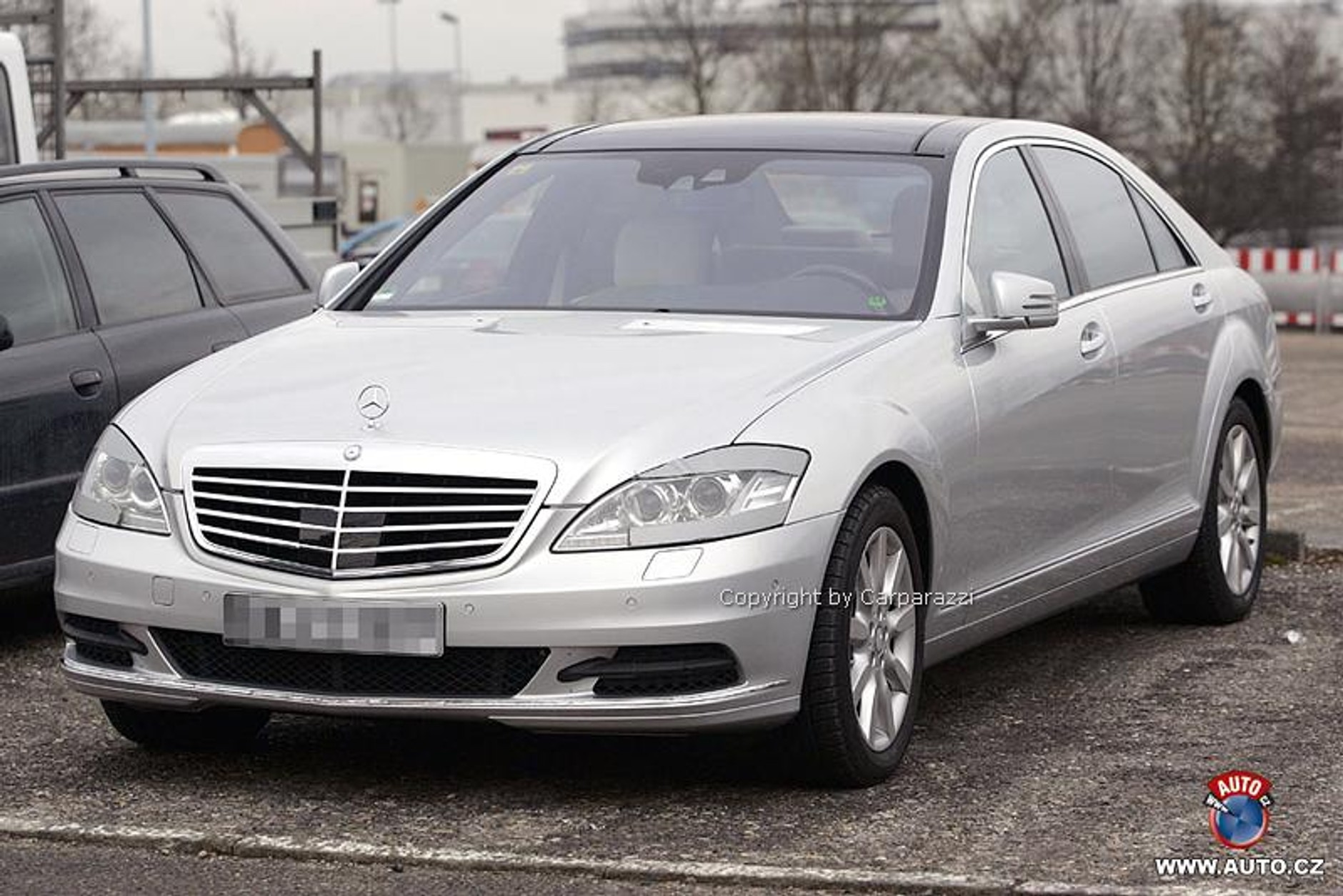 Mercedes-Benz S-Klasa: modernizacja i seryjna hybryda (fotogaleria)