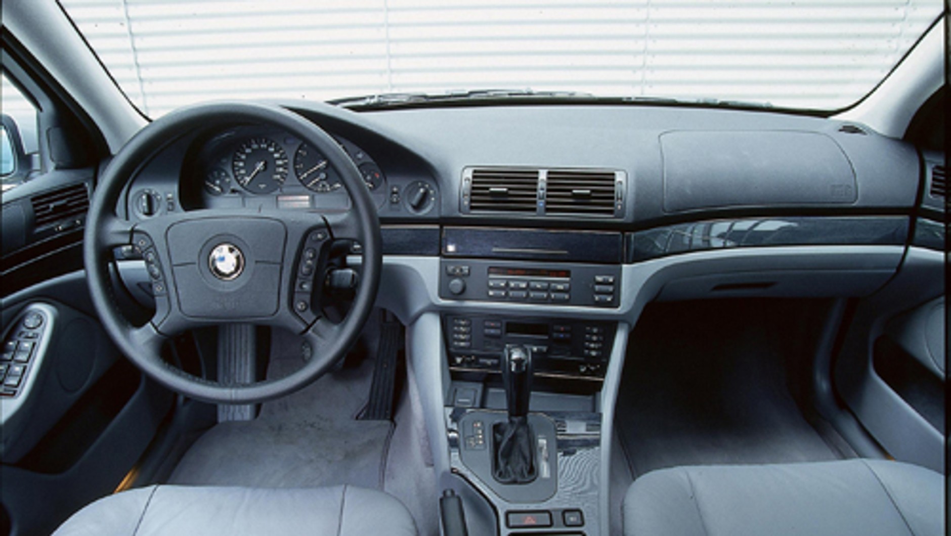 BMW serii 5 (E39)