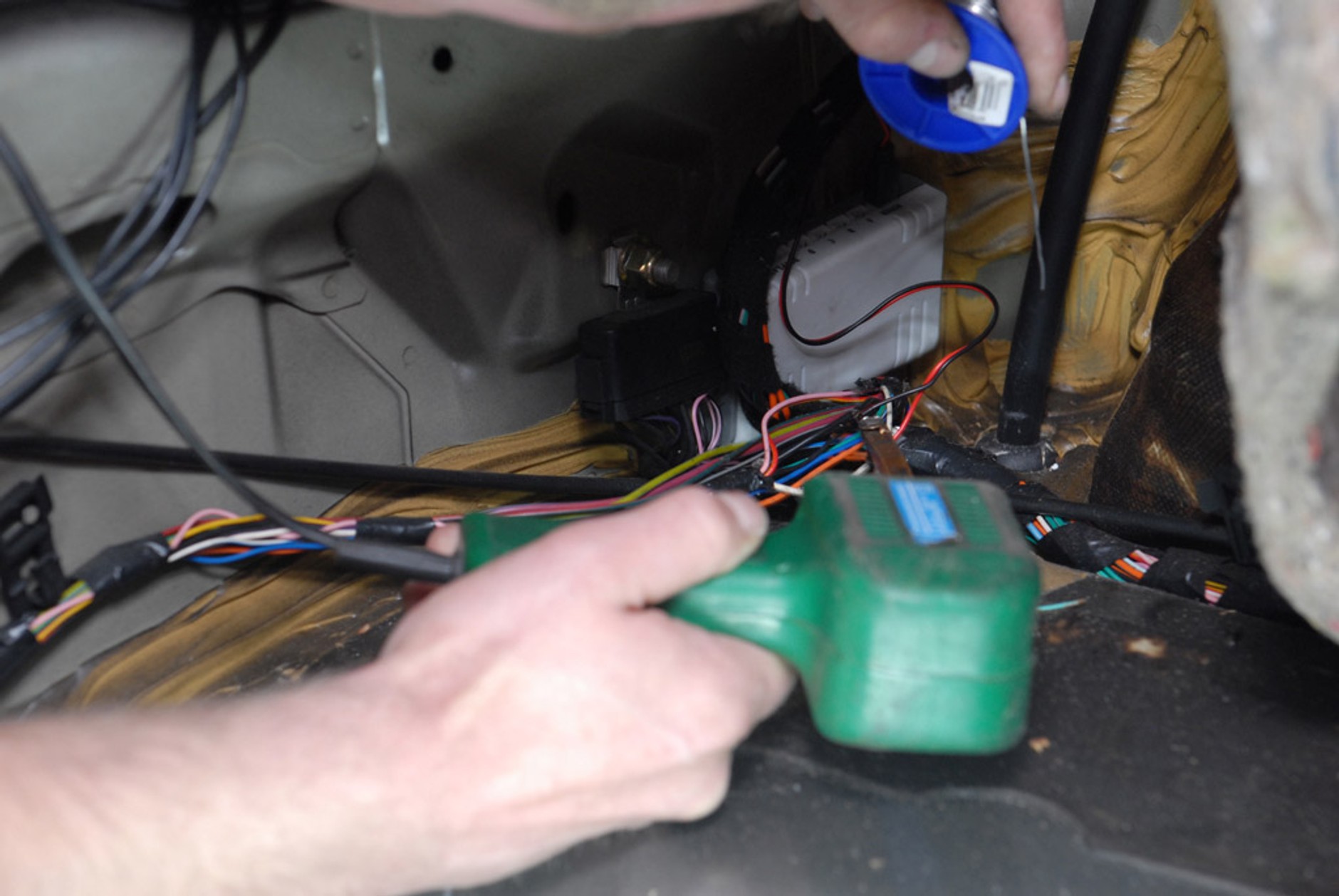 Test czujników parkowania: sprawdzamy, które warto kupić