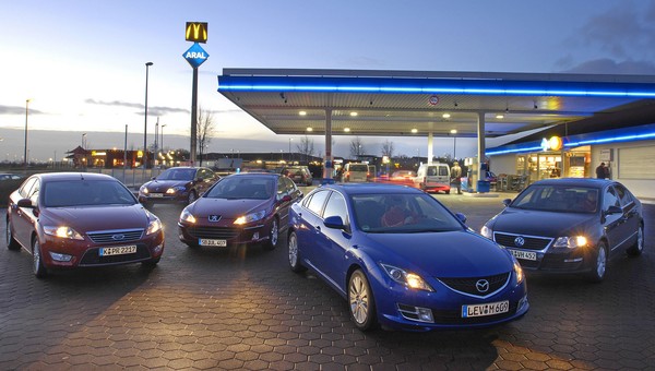 Limuzyna za 20 000 zł z silnikiem benzynowym - wybieramy auto dla rodziny