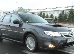 Subaru Impreza XV: kompakt na bezdroża