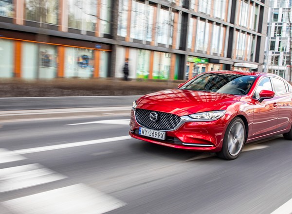 Mazda: wkrótce hybrydy i sześciocylindrowe silniki