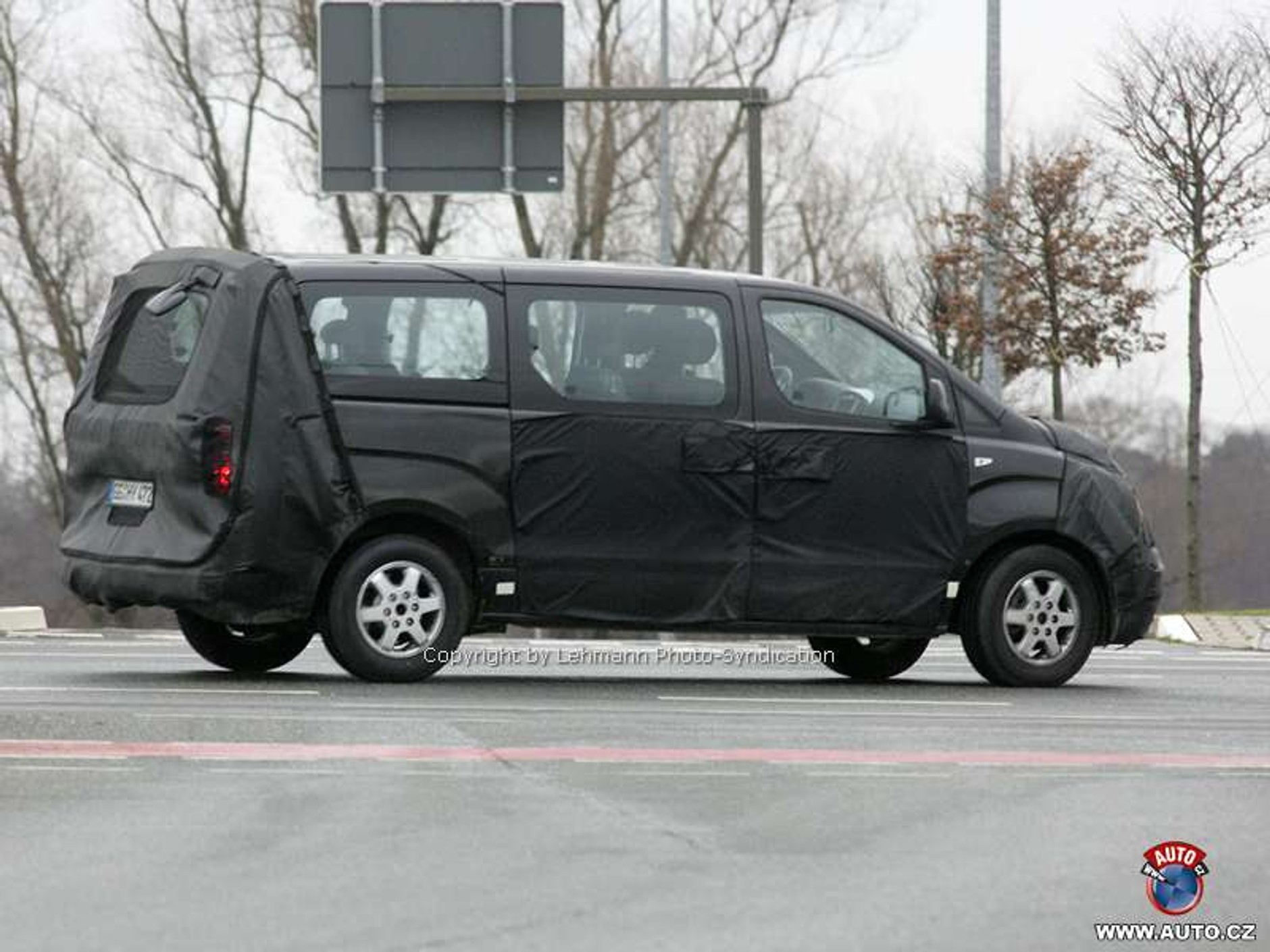 Zdjęcia szpiegowskie: Hyundai Atos, Arnejs i Starex