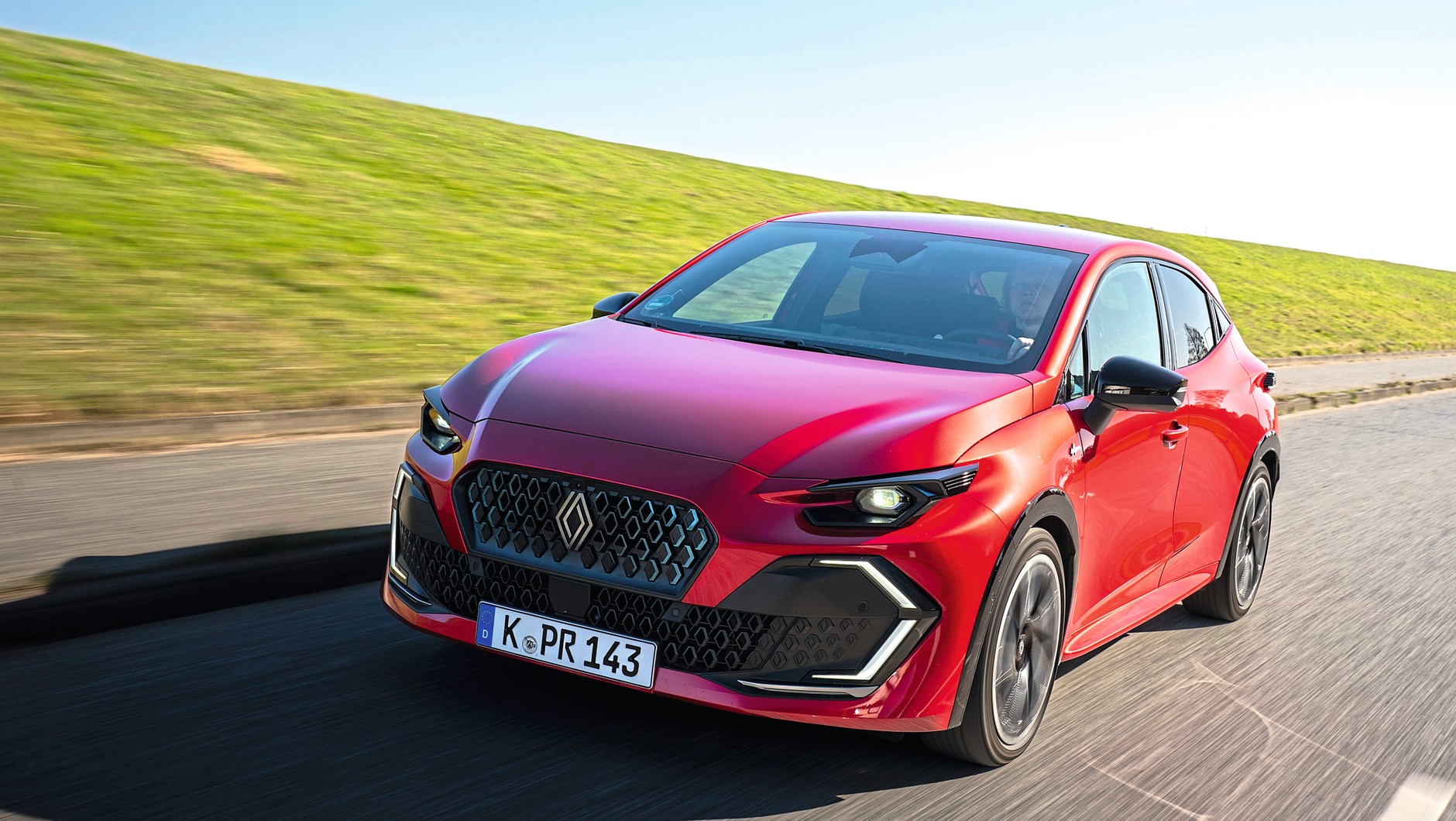 Renault Clio z hybrydą pod maską
