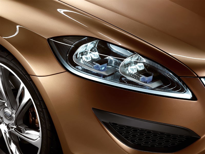 Volvo S60: pierwsze zdjęcia