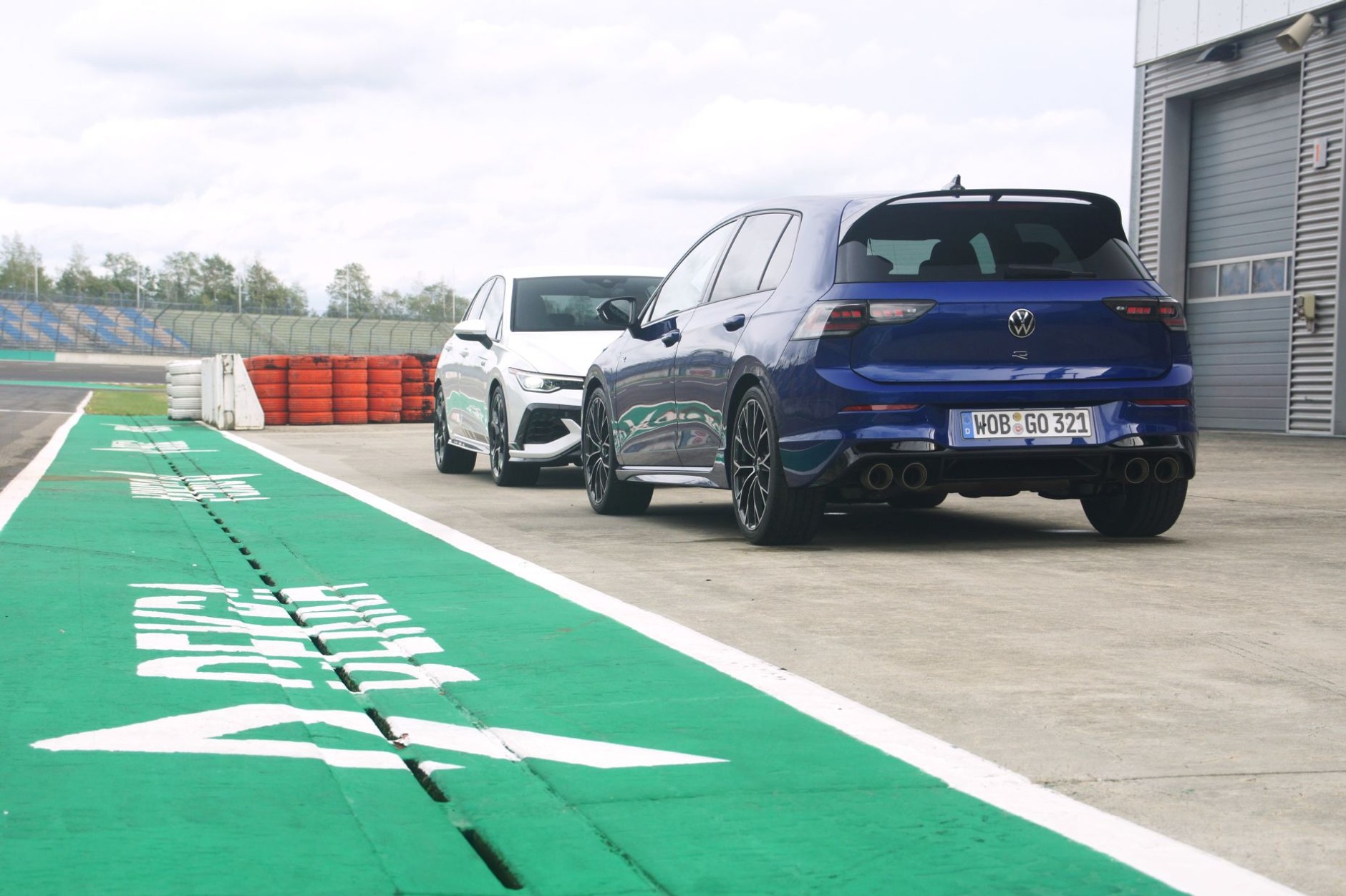 Volkswagen Golf R (2024)