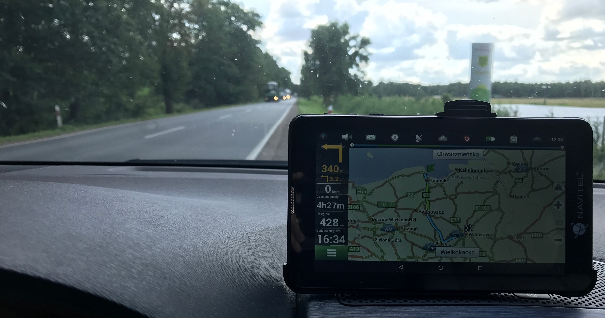 Navitel T700 3G