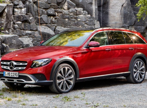 Paryż 2016: Mercedes klasy E All-Terrain