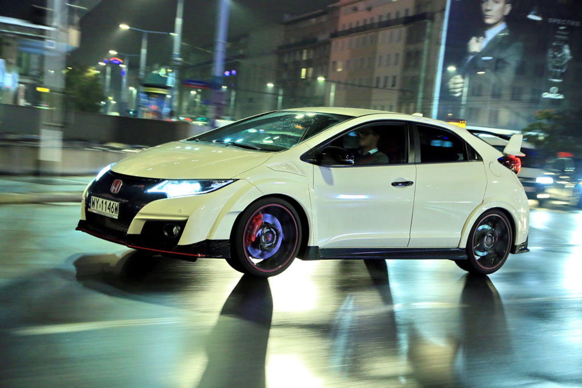 Honda Civic Type R - mroczny rycerz