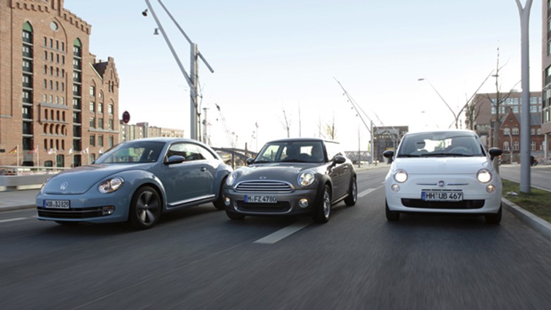 VW Beetle kontra Fiat 500 i MINI - Porównanie w stylu retro