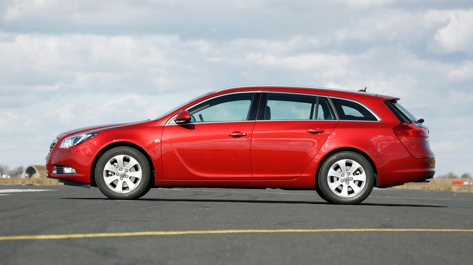 Opel Insignia (od 2009 r.) - od 34 500 zł