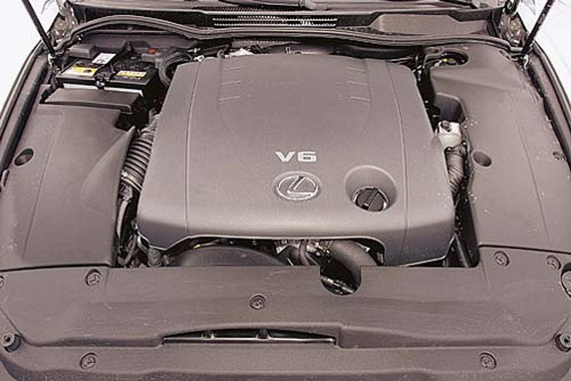 Lexus IS 250 Prestige - Luksus w cenie, prestiż gratis