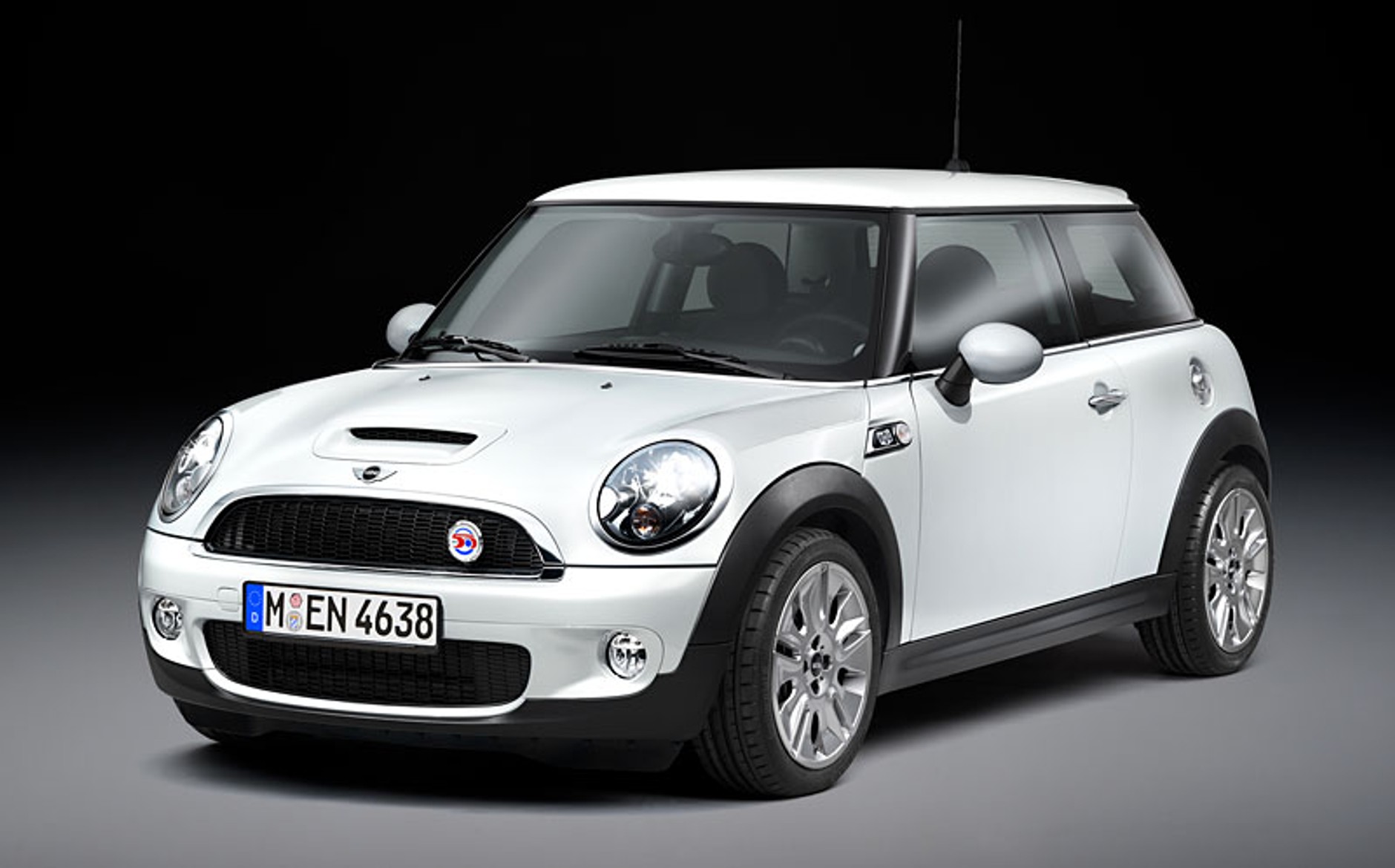 Mini 50 Mayfair i Mini 50 Camden: dwa specjalne modele na jubileusz