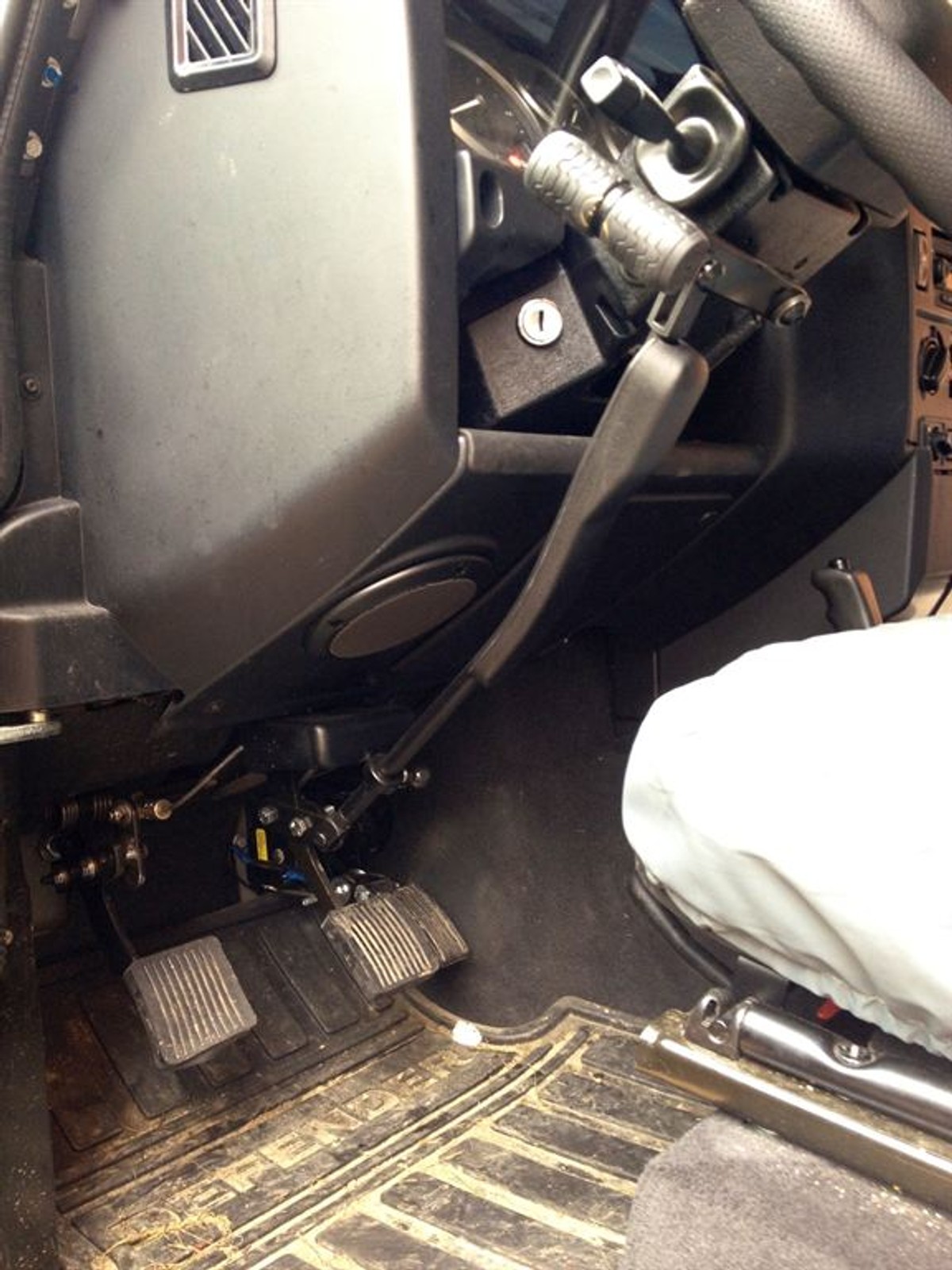 Land Rover wspiera niepełnosprawnych