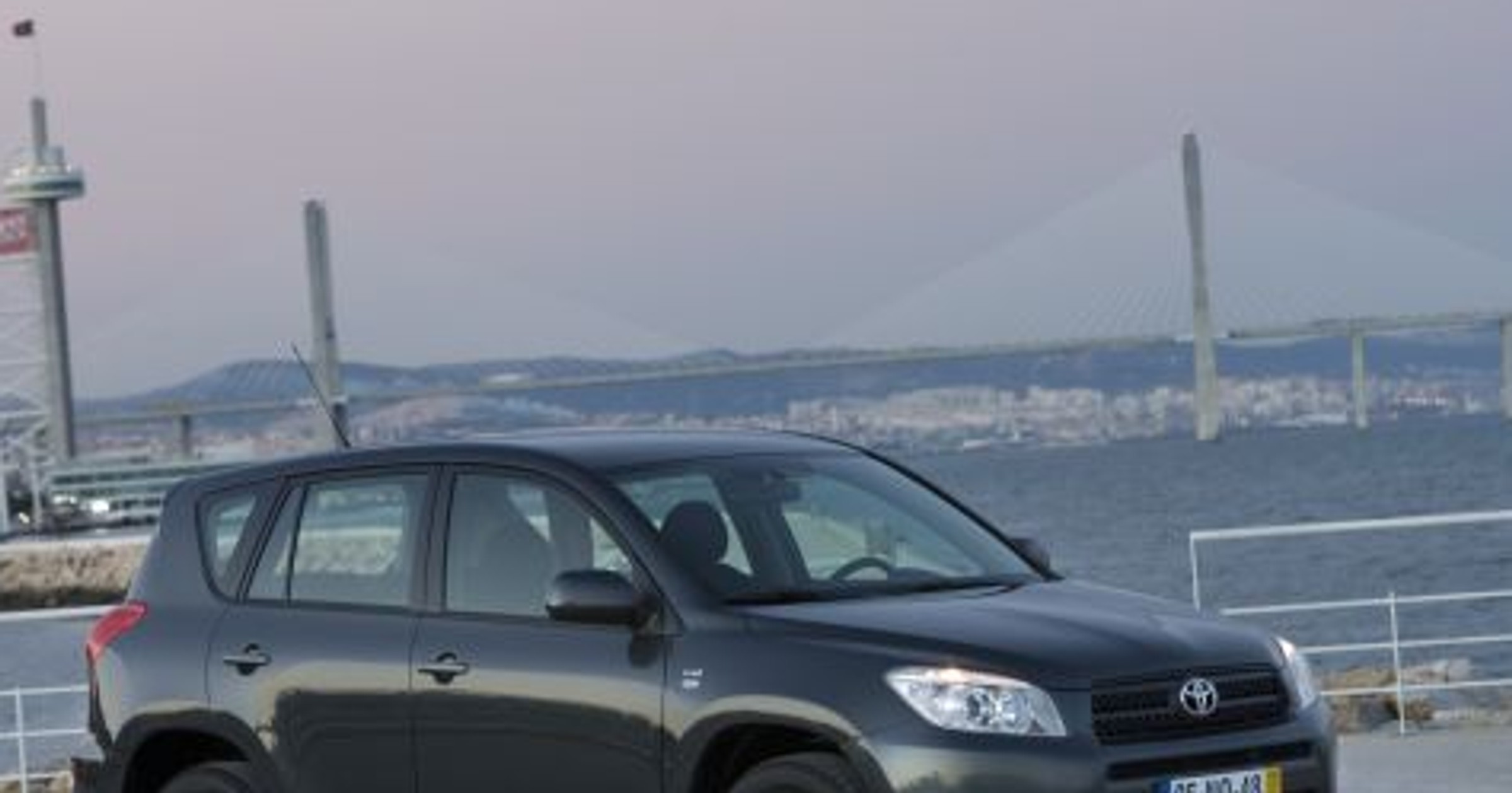 Dni off-roadu w salonach Toyoty