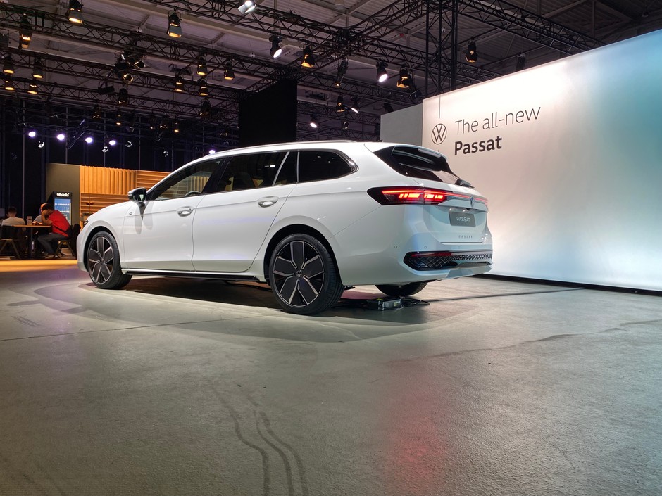 2024 Volkswagen Passat B9