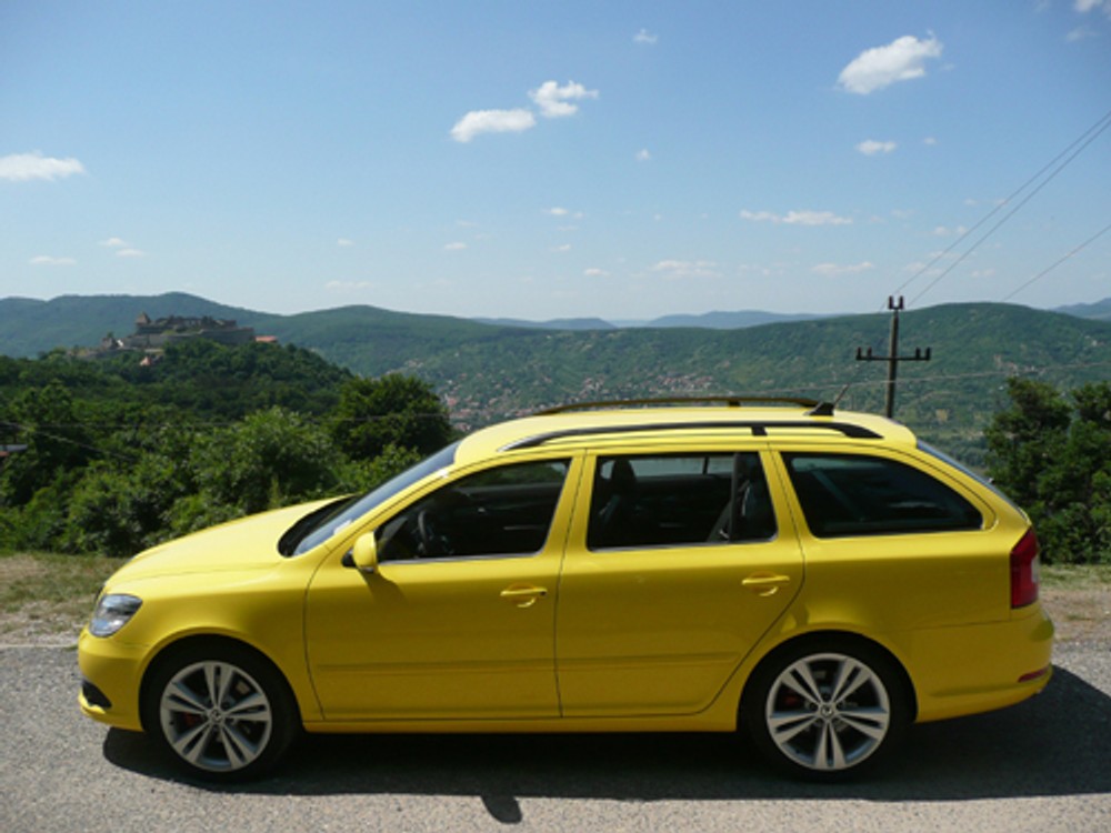 Skoda Octavia RS 2.0 TFSI - Lżejsza i odrobinę szybsza