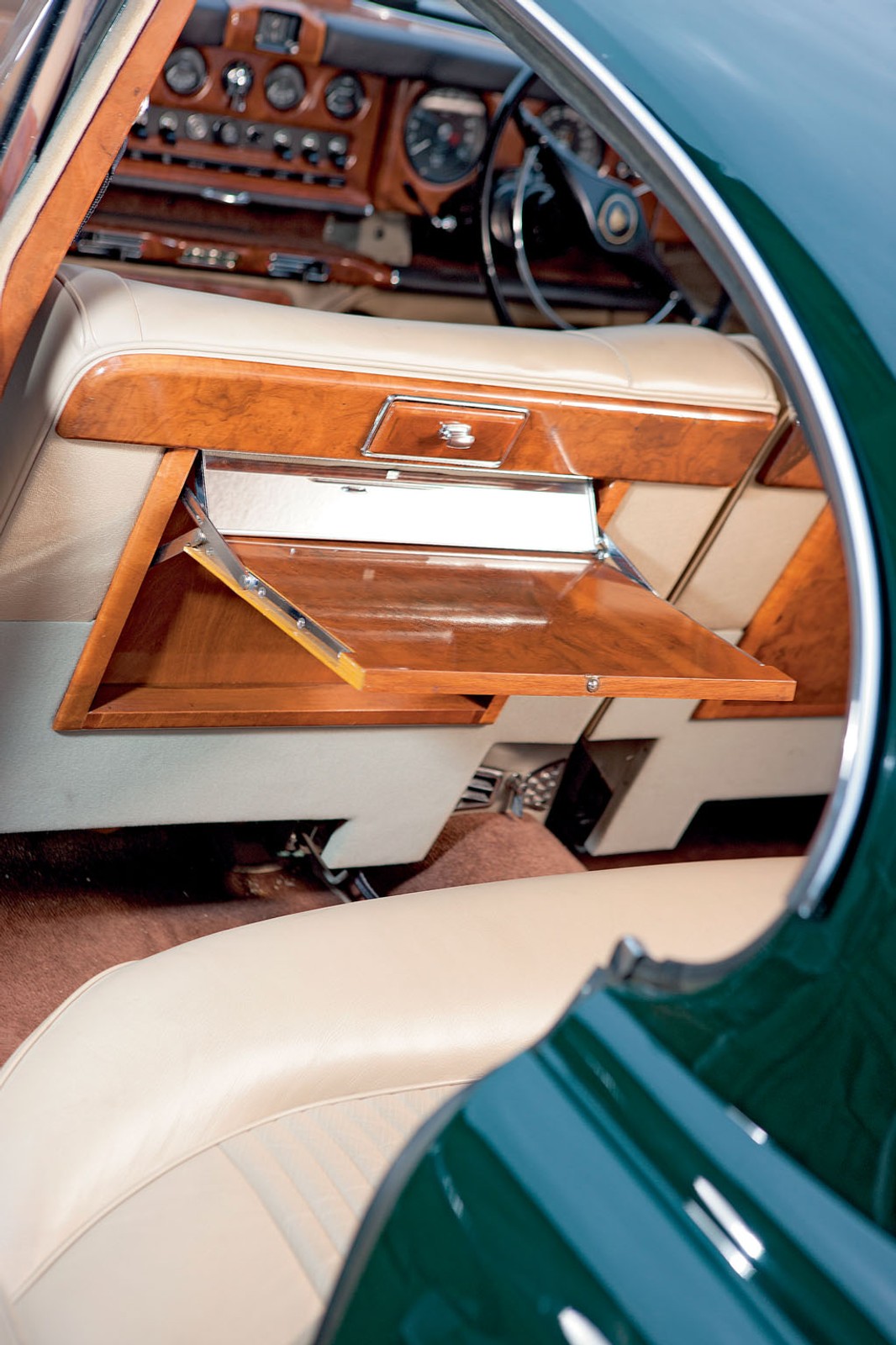 Jaguar 420G - fat cat: rozmiar puszysty