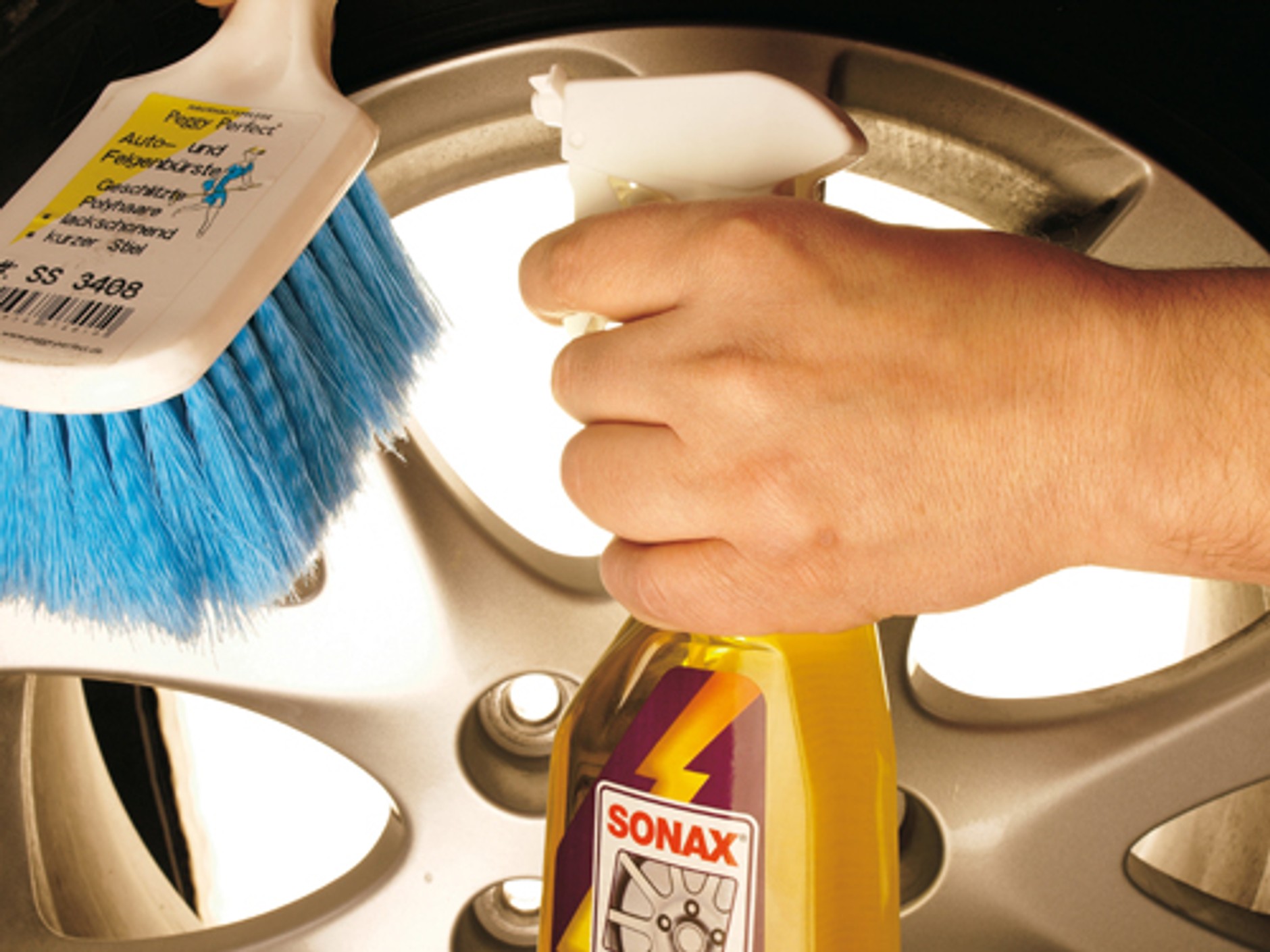 Pielęgnacja auta po zimie - Jak zrobić to dobrze?