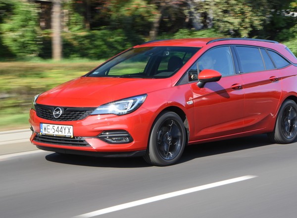 Opel Astra Sports Tourer 1.2 Turbo – mocna, rodzinna wersja