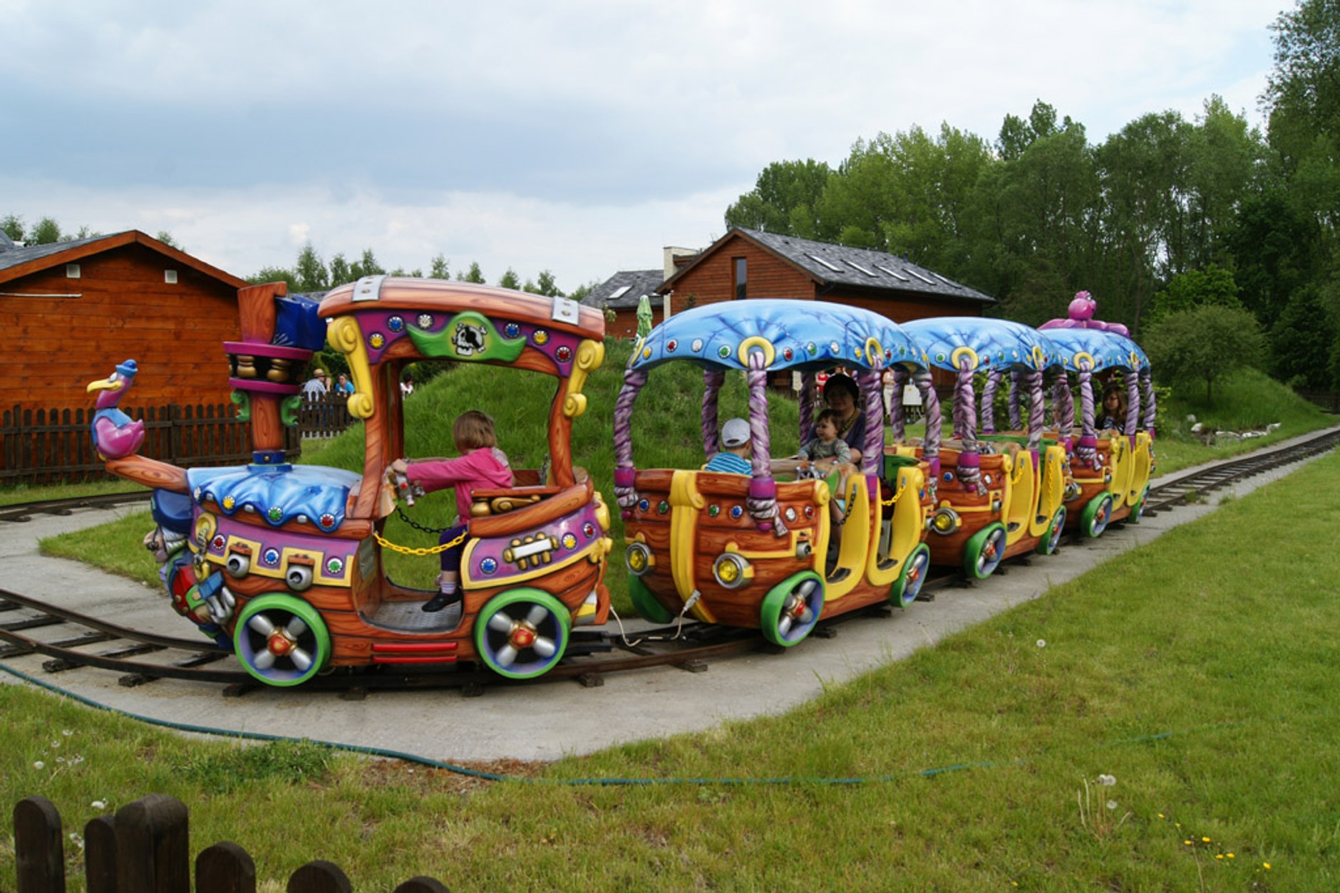 Rodzinne podróże z Fordem: nauka przez zabawę