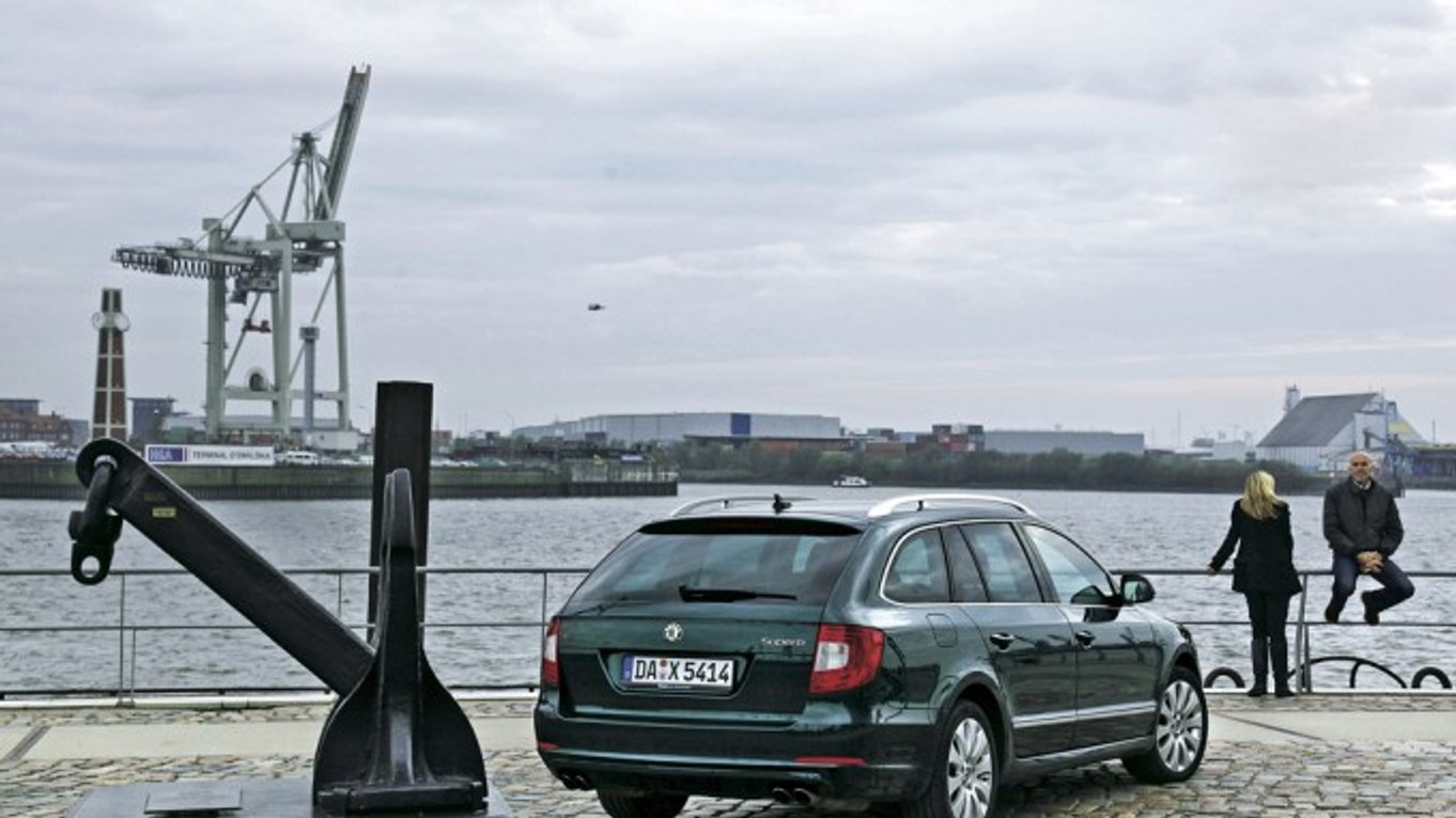 Skoda Superb Combi: duży wyczyn wielkiej Skody (test na dystansie 100 tys. km)
