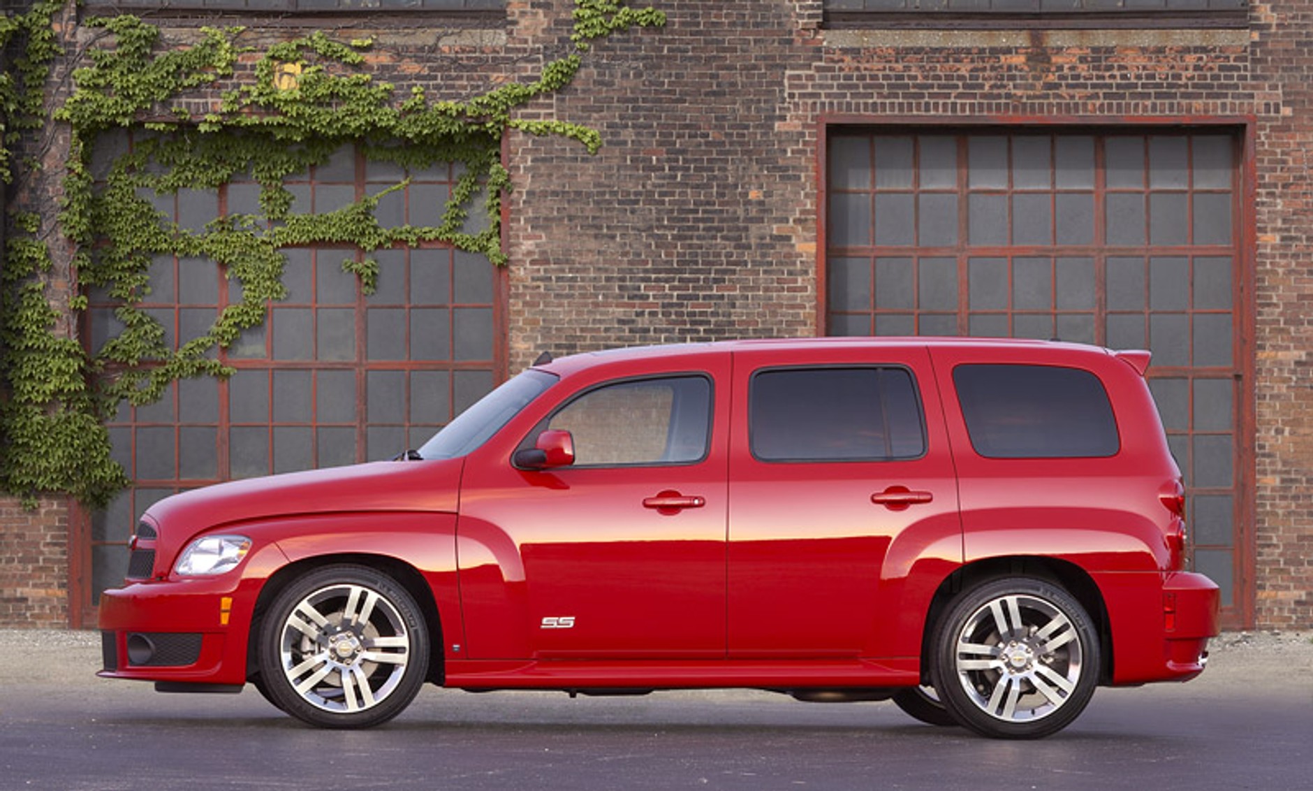 Chevrolet HHR SS: oficjalne informacje o ostrym modelu na rok 2008