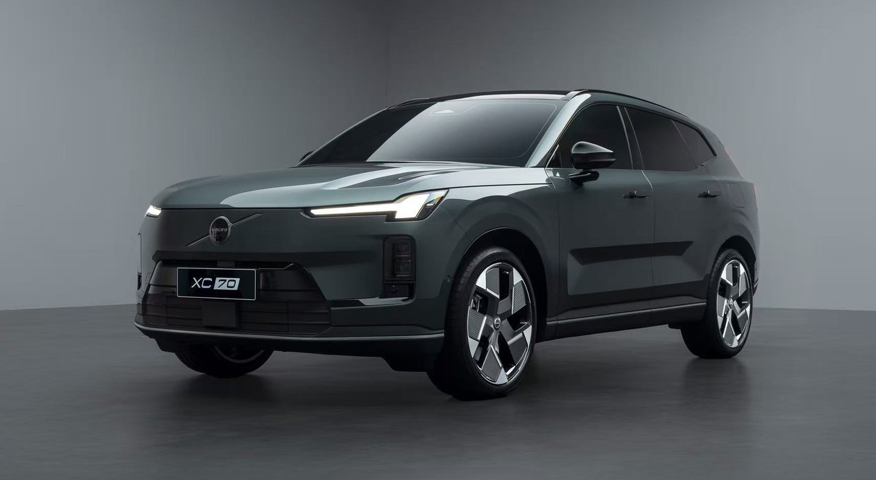 Nawet Chińczycy nie chcą tylko elektryków. Znamy dane hybrydowego Volvo XC70