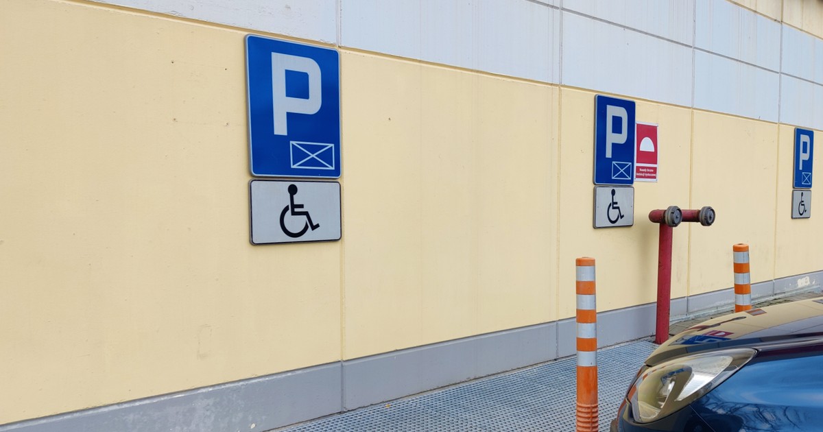Tysiące kart parkingowych traci ważność już dziś
