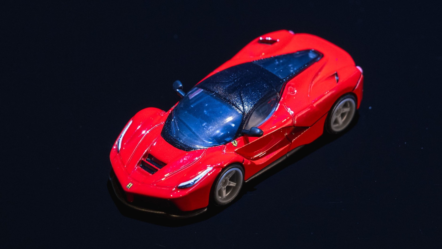 LaFerrari (model w skali marki Hot Wheels)