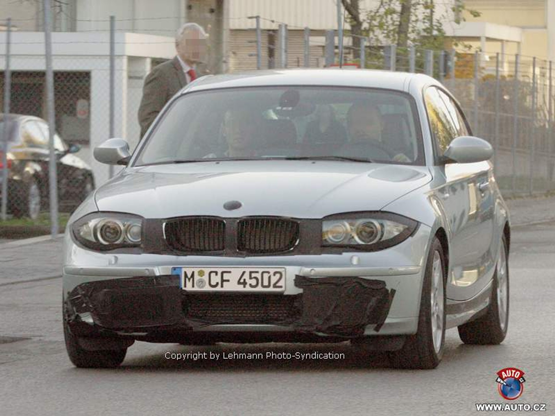 Spy Photos: facelifting i wersja 3-drzwiowa BMW 1 w Genewie!