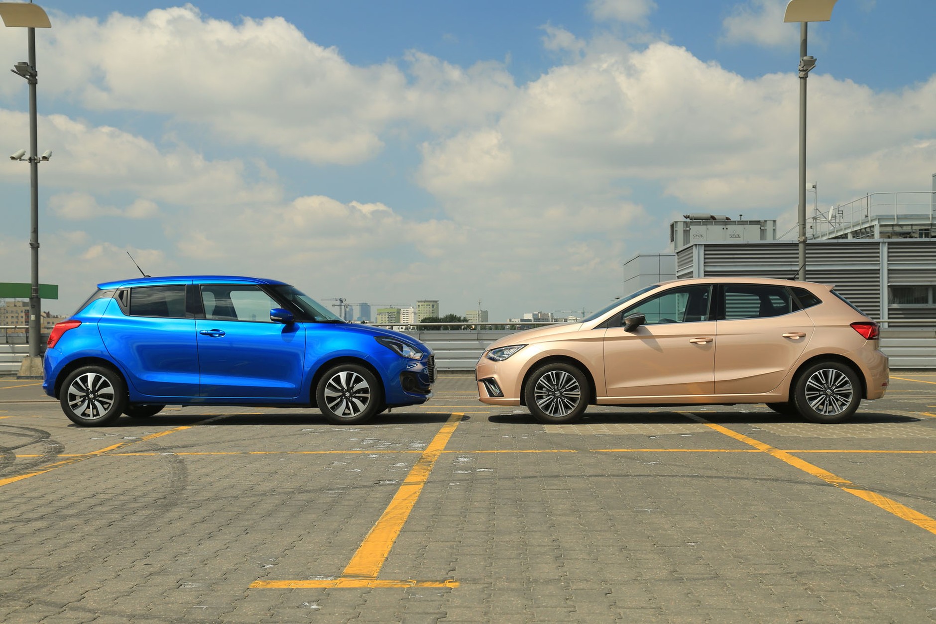 Seat Ibiza kontra Suzuki Swift - oba z miasta, ale z różnych dzielnic