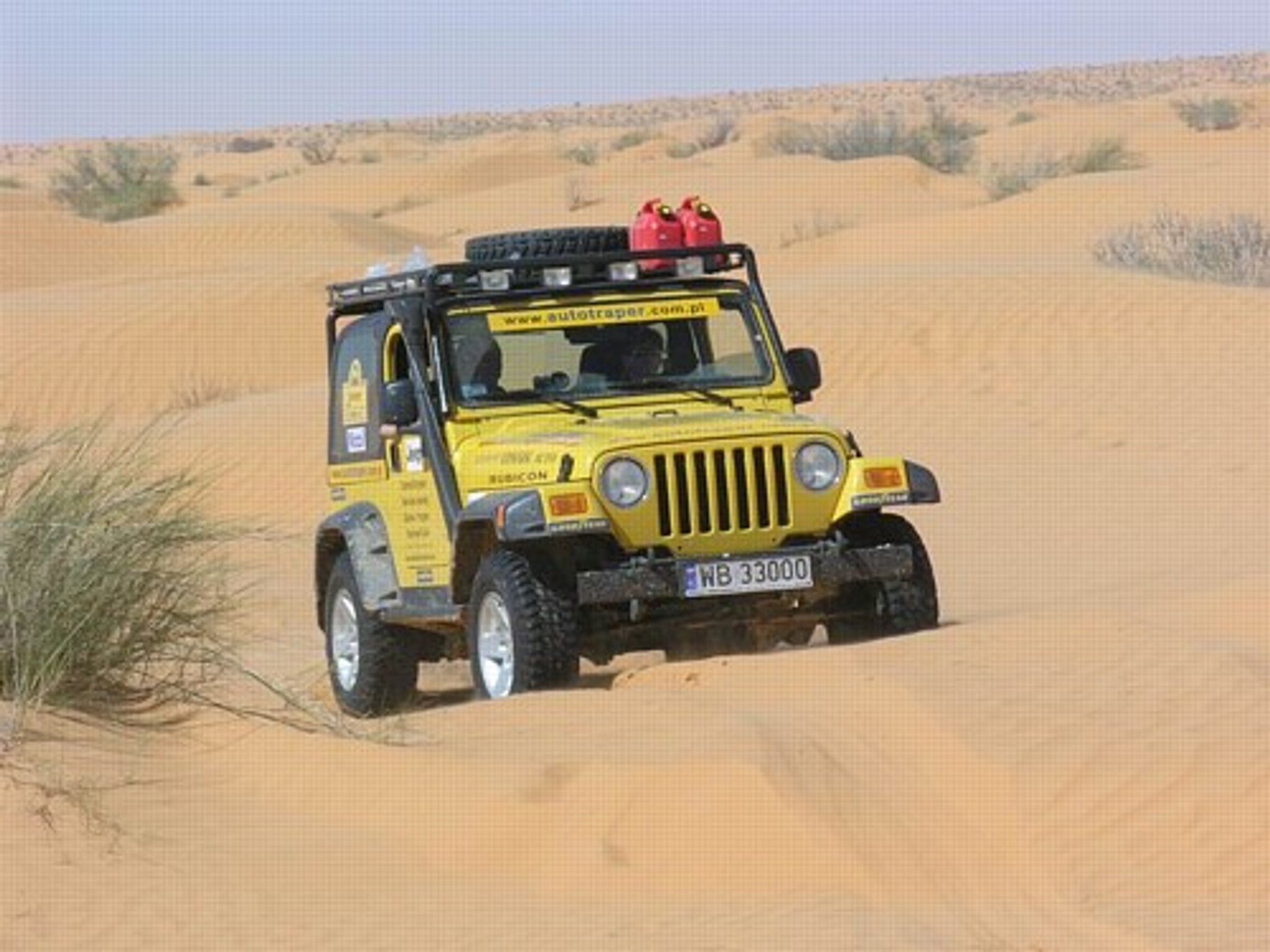 Mistrz 4x4 na piaskach Sahary