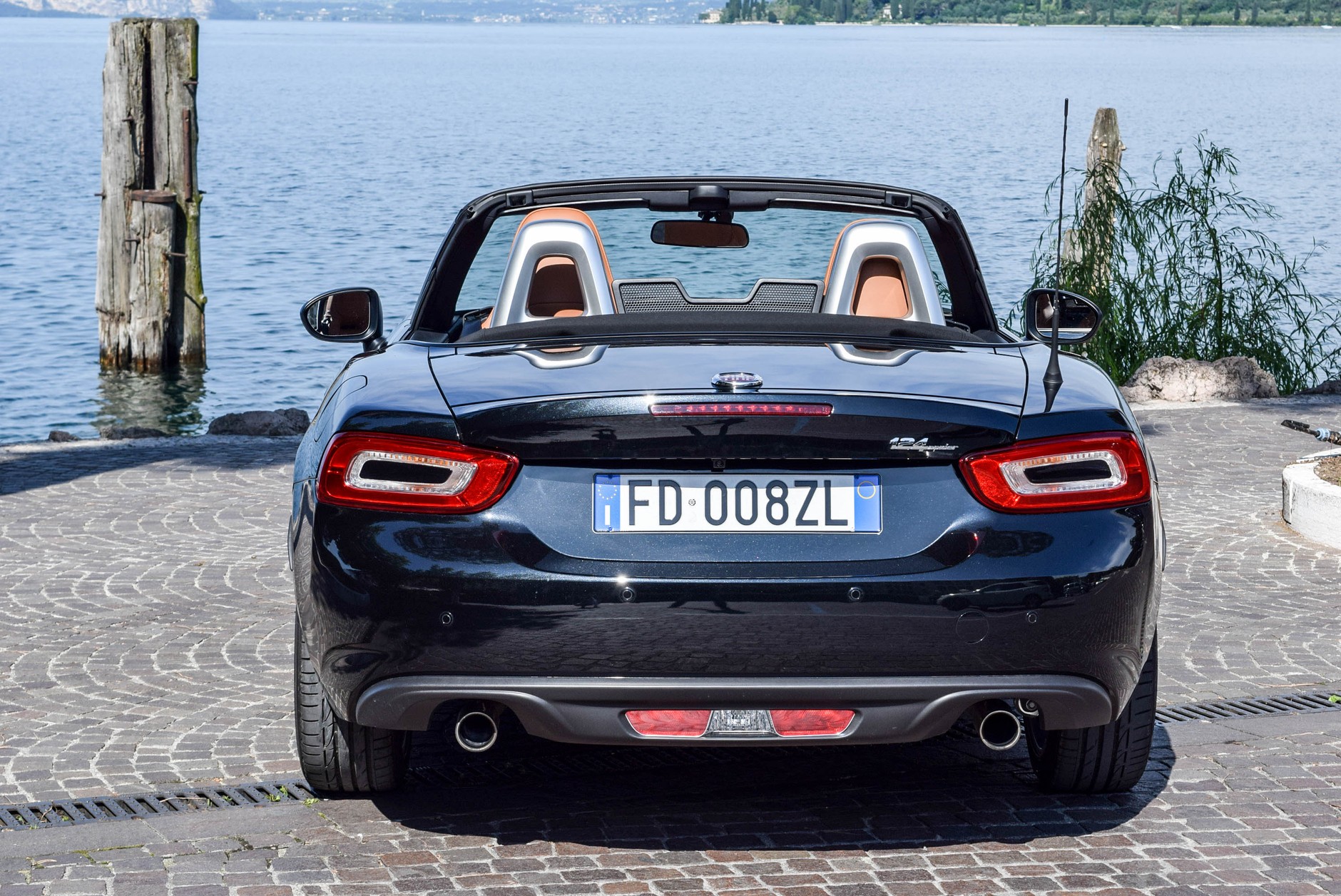 Fiat 124 Spider