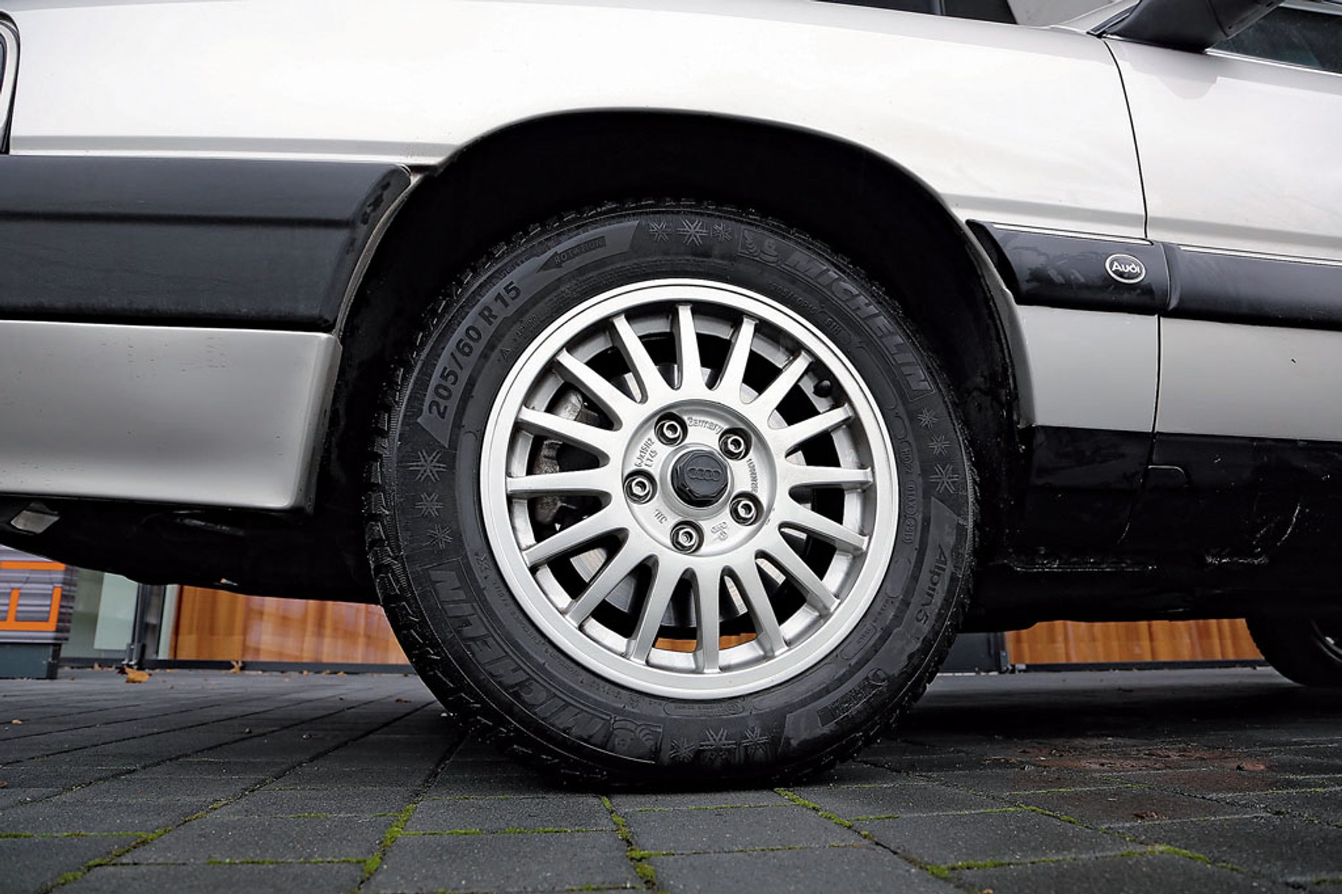 Audi 200 Avant - to on dodał Audi prestiżu