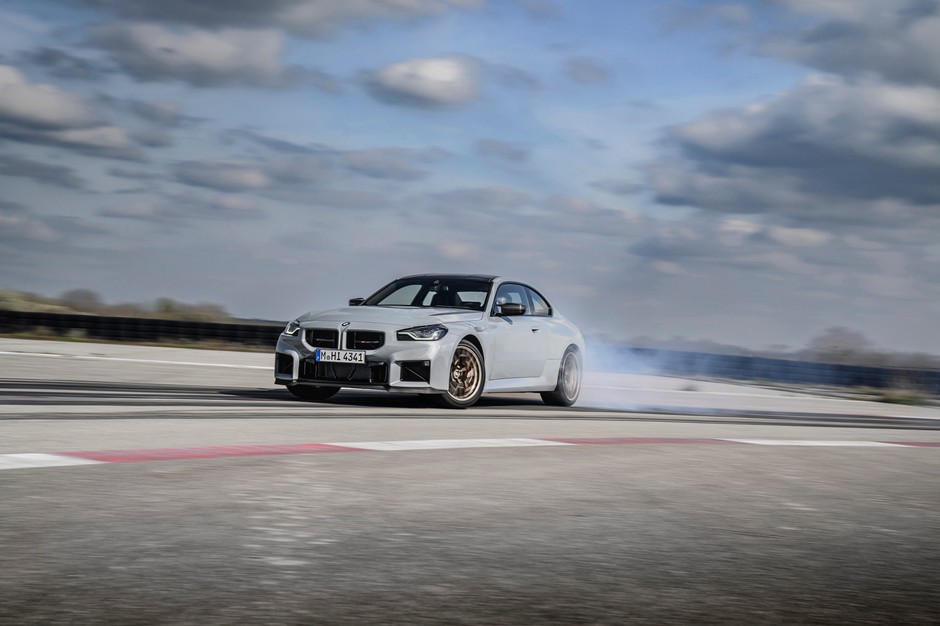 BMW M2 CS