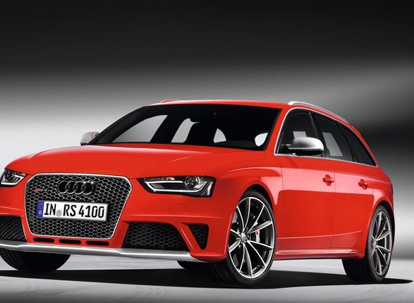 Audi RS4 Avant: Rodzinny sportowiec