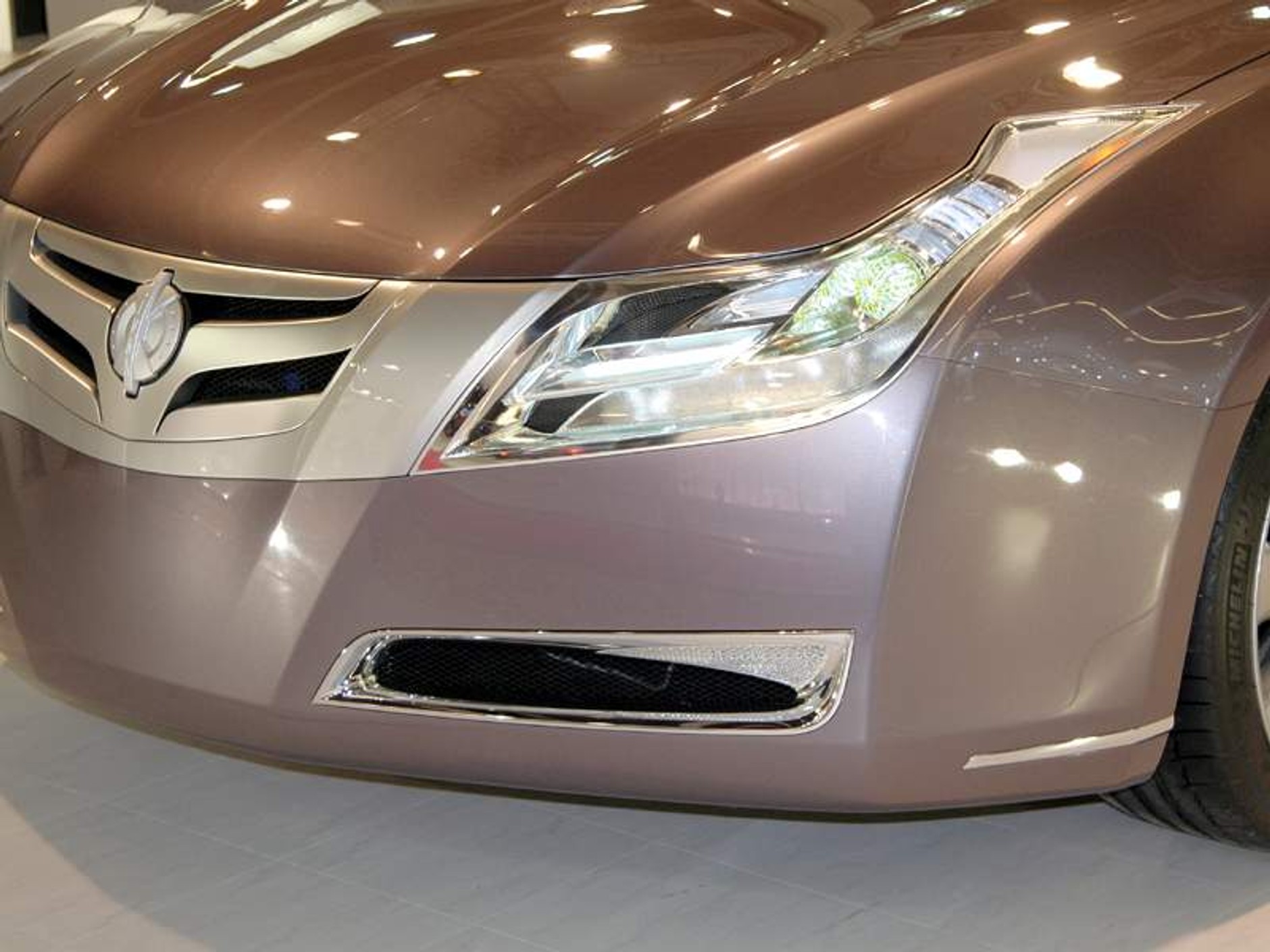 Paryż na żywo: Sivax Izana