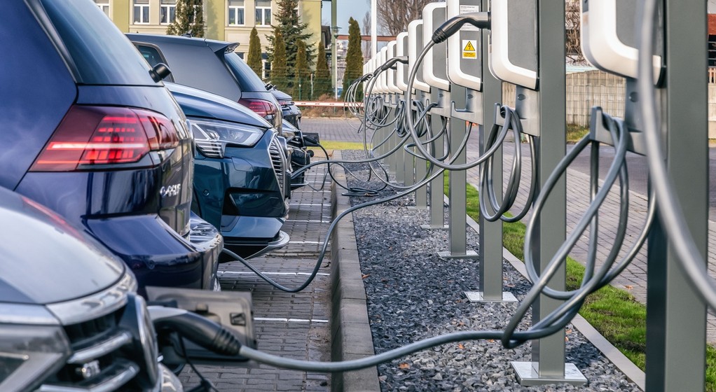 Punkt ładowania samochodów elektrycznych