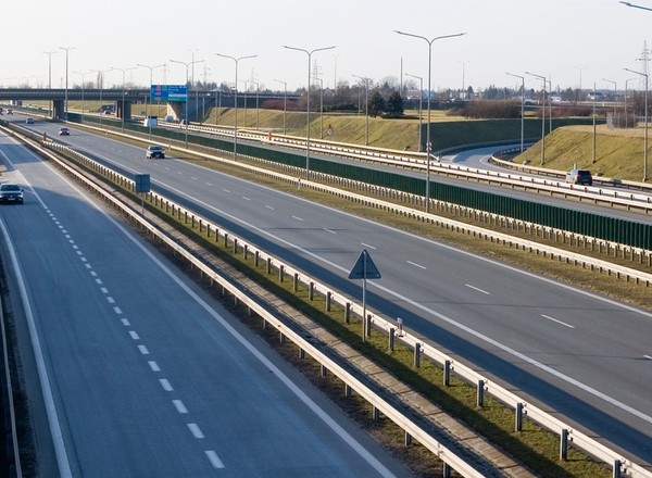 Będą opłaty za drogi ekspresowe. Takie obietnice składa rząd w Krajowym Planie Odbudowy