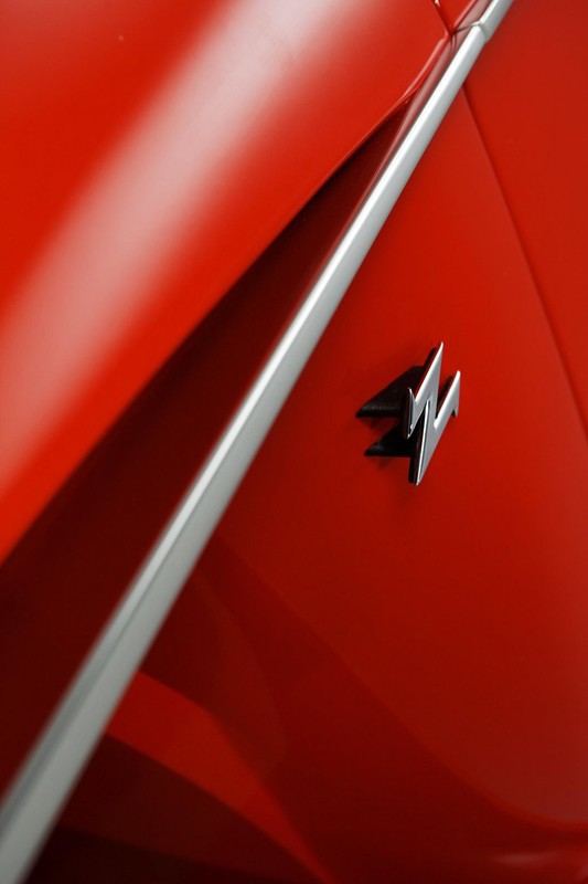 Aston Martin V12 Zagato trafi do produkcji